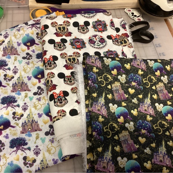 Disney Themed Fabric Bundle - Picture 1 of 1